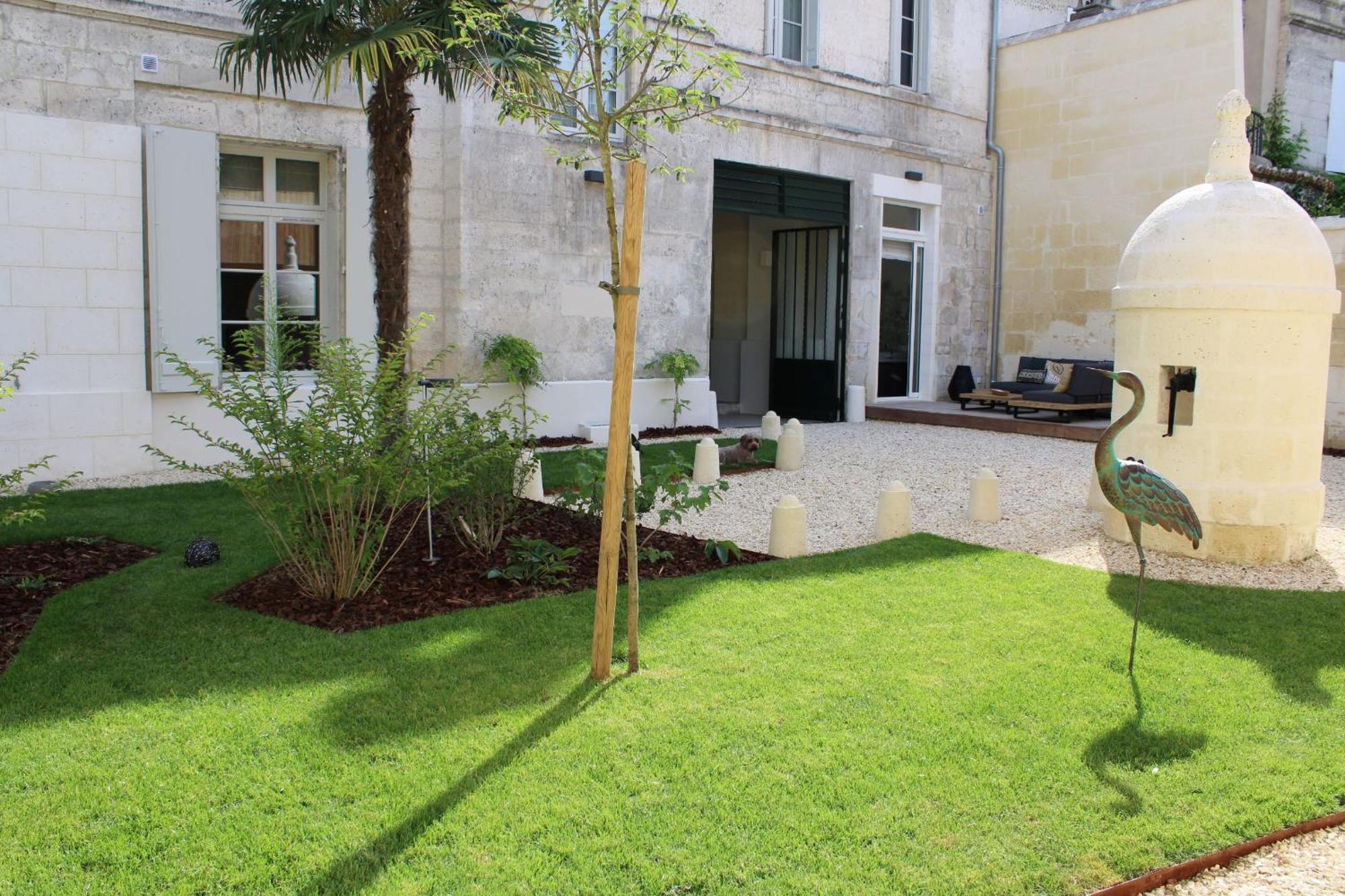 Le Rempart Du Midi Aparthotel Angoulême Rom bilde